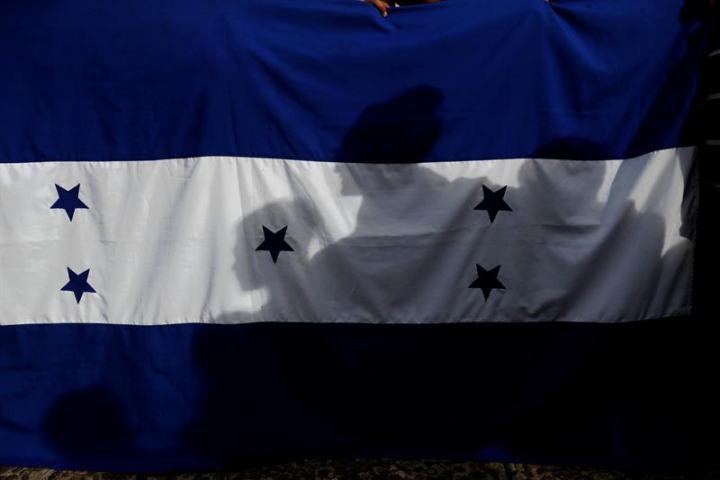 Gestan confederación de organizaciones hondureñas pro inmigrantes