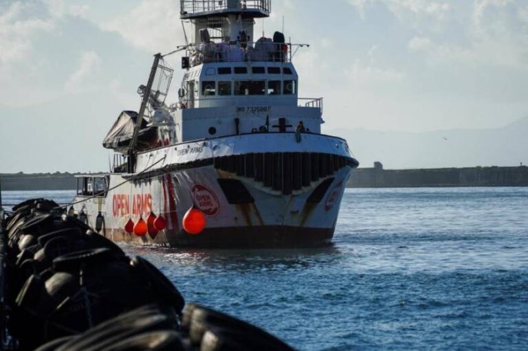 LA ONG Open Arms pide ayuda económica para mantener los rescates marítimos