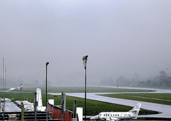 Cerrado el aeropuerto de Roatán por temporal lluvioso