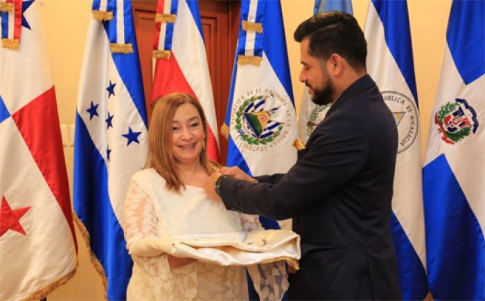 Ministra de Finanzas de Honduras asume presidencia pro témpore del Cosefin