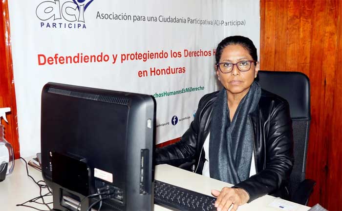 Ataques a defensoras de DD.HH. fortalecen la lucha, dice activista hondureña