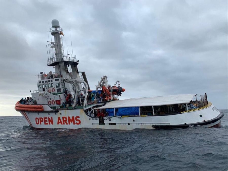 Barcos de MSF y Open Arms salvan a 88 personas en peligro en el Mediterráneo