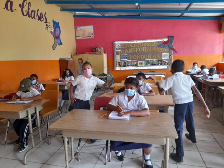 Dirigencia magisterial pide a la presidenta Castro que intervenga sistema educativo