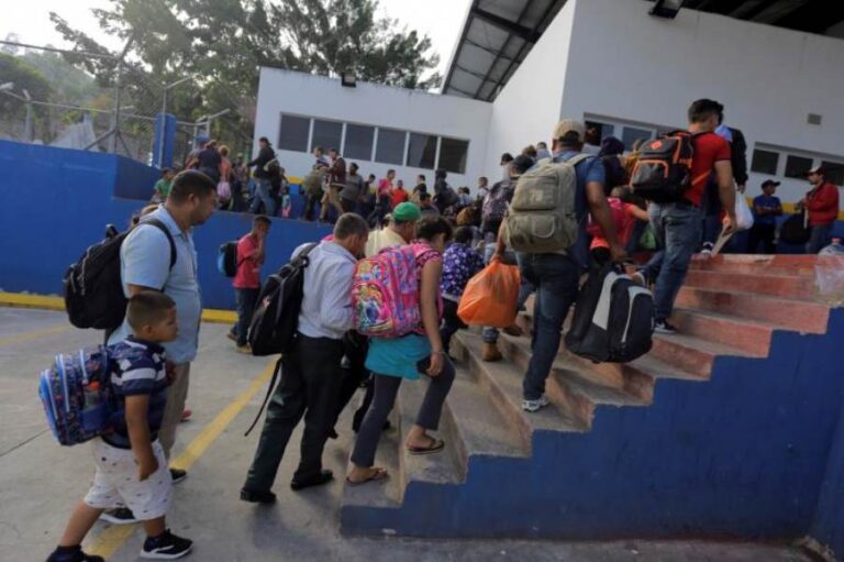 Operación conjunta EEUU-Guatemala rescata a 70 migrantes de varios países