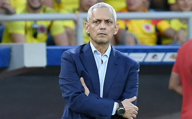 Reinaldo Rueda deja de ser el técnico de la selección colombiana de fútbol