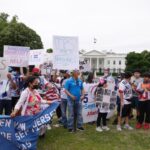 activistas-Casa-Blanca-696×465-1