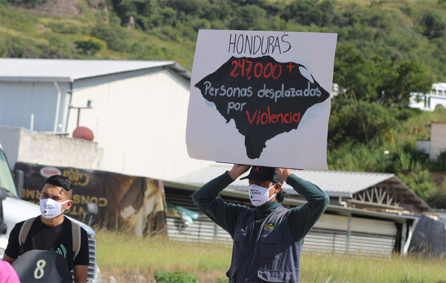 Acnur insta a Honduras a legislar para proteger a desplazados por violencia