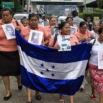 mdres-hondurenas-caravana