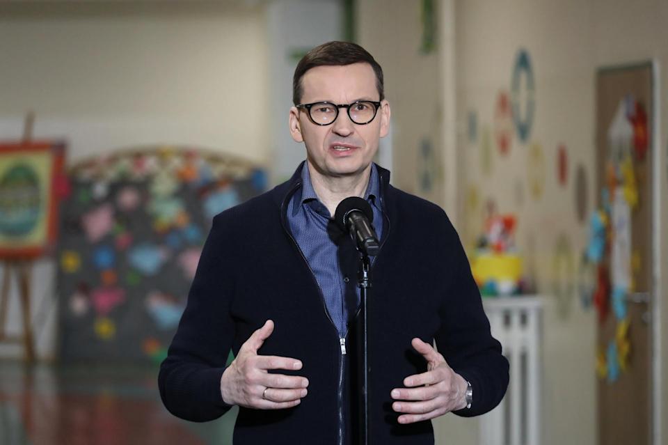 Polonia pide endurecer sanciones contra Rusia, que considera inefectivas