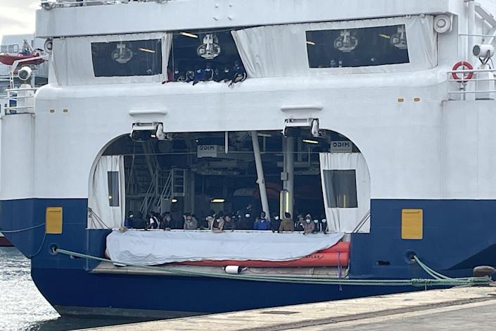 El barco de MSF lleva 374 migrantes tras un nuevo rescate en el Mediterráneo central