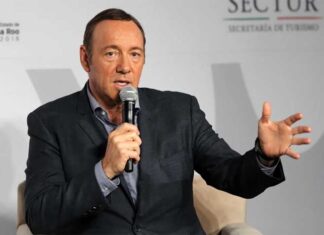 Spacey dice que se presentará voluntariamente ante la Justicia británica