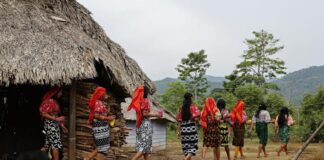 Los tule, el pueblo indígena que resiste en la frontera colombo-panameña