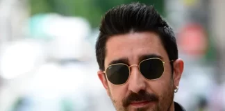 Álex Ubago celebra que «20 años dan mucho de sí» con un disco recopilatorio