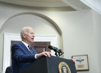 Biden pedirá al Congreso que suspenda los impuestos a la gasolina y al diésel