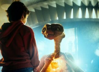 E.T., el extraterrestre que 40 años después sigue conquistando corazones