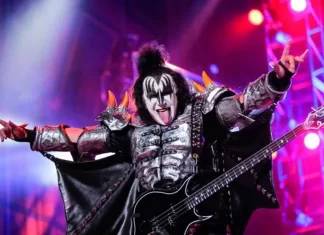 Gene Simmons, leyenda de Kiss: «Retírate a tiempo, antes de que te noqueen»