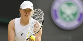 Swiatek regresa a la acción con victoria en casa
