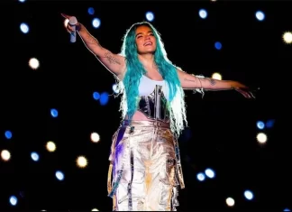 Karol G triunfa en los Premios Tu Música Urbano 2022 con nueve galardones