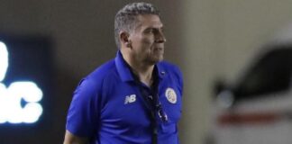 La selección de Costa Rica viaja a Catar en busca del boleto al Mundial