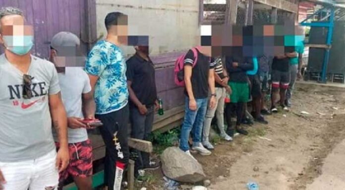 Detenidos 8 venezolanos por agresión y daños a estación migratoria en Panamá