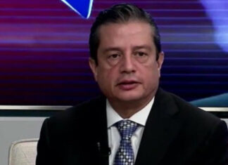 Sería mejor que con los 3 mil dólares que pagan migrantes a “coyotes”, emprendan un negocio: titular de la CCIT