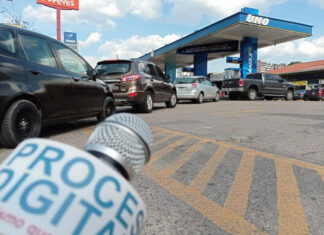 Gobierno congela precios de gasolina regular y diésel por cuatro semanas