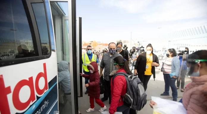 Beneficios por covid a inmigrantes no afectan los procesos migratorios