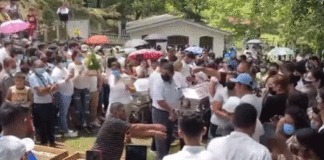 Dan último adiós a tres jóvenes migrantes víctimas del “tráiler de la muerte” en Texas