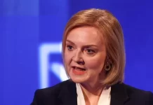 Liz Truss querría deportar a demandantes de asilo a España, según The Times