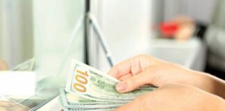 Comisionado de CNBS descarta escasez de dólares en Honduras