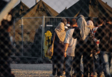 La CE amenaza con usar todos sus «poderes» contra Hungría si envía migrantes a Bruselas