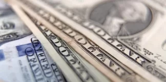 La economía de EEUU cayó una décima menos de lo previsto en segundo trimestre