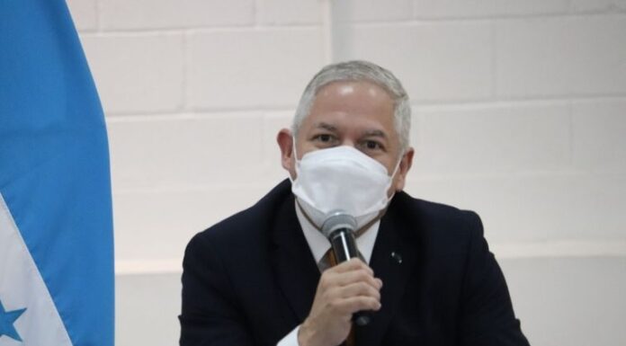 Cancillería anuncia apertura de call center para atención personalizada de hondureños en el extranjero