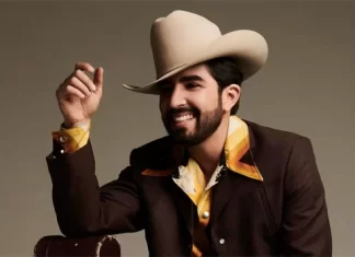 Joss Favela: «Mi nuevo disco es mi forma de decir: ‘Papá, lo conseguimos’»