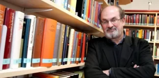 El mundo literario homenajea a Salman Rushdie desde el corazón de Nueva York