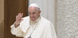 El papa: «Ya he firmado mi renuncia» en caso de impedimento médico