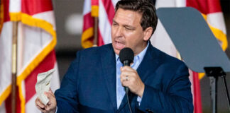 Piden a Supremo de Florida ver si DeSantis se excedió con envío de migrantes