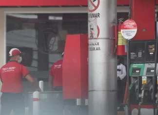 Gobierno hondureño anuncia subsidio del 50 % al incremento del diésel en las próximas cuatro semanas