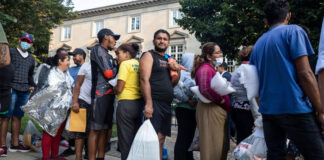 Guatemala expulsa a más de 100 migrantes de Venezuela y Cuba