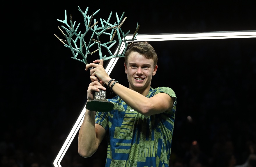 Rune remonta a Djokovic y se adjudica su primer Masters 1,000 con 19 años