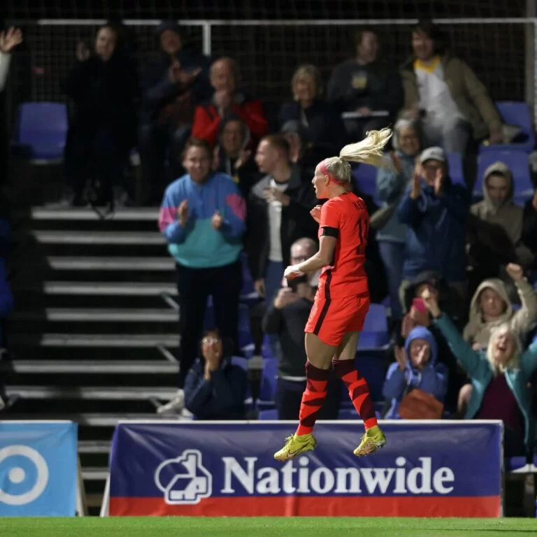 La selección inglesa femenina, campeona de Europa, golea a Japón en Murcia