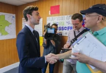 Senado de EEUU expone procedimientos médicos indebidos a migrantes detenidas