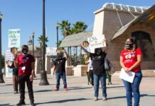 Demandan en corte a Houston por un sistema que “diluye” el voto hispano