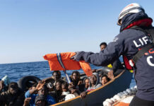 El Gobierno italiano niega un cambio de postura con las ONG de inmigrantes