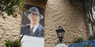 Manrique, el barrio tanguero de Medellín, exhibe su arte para atraer turistas