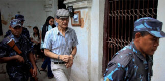 “La Serpiente”, el asesino serial que inspiró la serie de Netflix, llegó a París tras ser deportado por Nepal