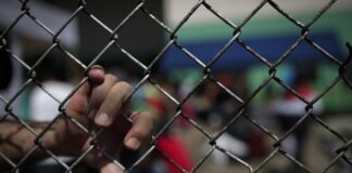 Detienen a 19 miembros de red de tráfico de migrantes en Panamá y Costa Rica