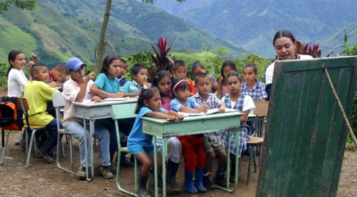 Unicef pide evitar situación «muy precaria» de niñez de Latinoamérica en 2023