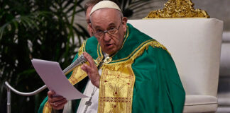 Papa Francisco: En nombre de ningún Dios se puede declarar santa una guerra