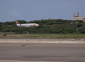 Venezuela y Colombia incrementarán los vuelos comerciales entre sus capitales